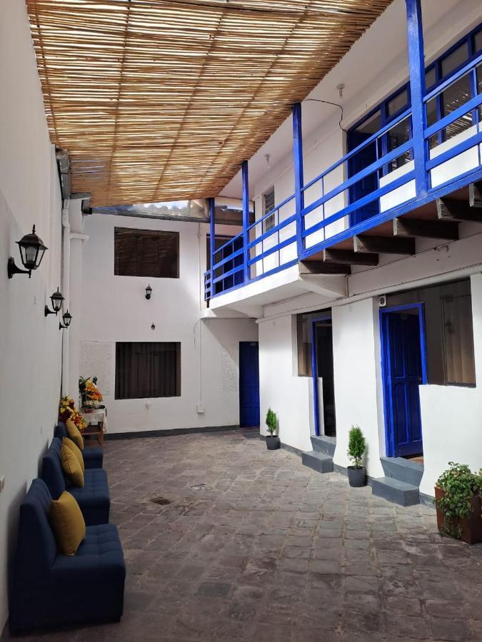 Hostal Huayna House Vitoque Bed and breakfast *