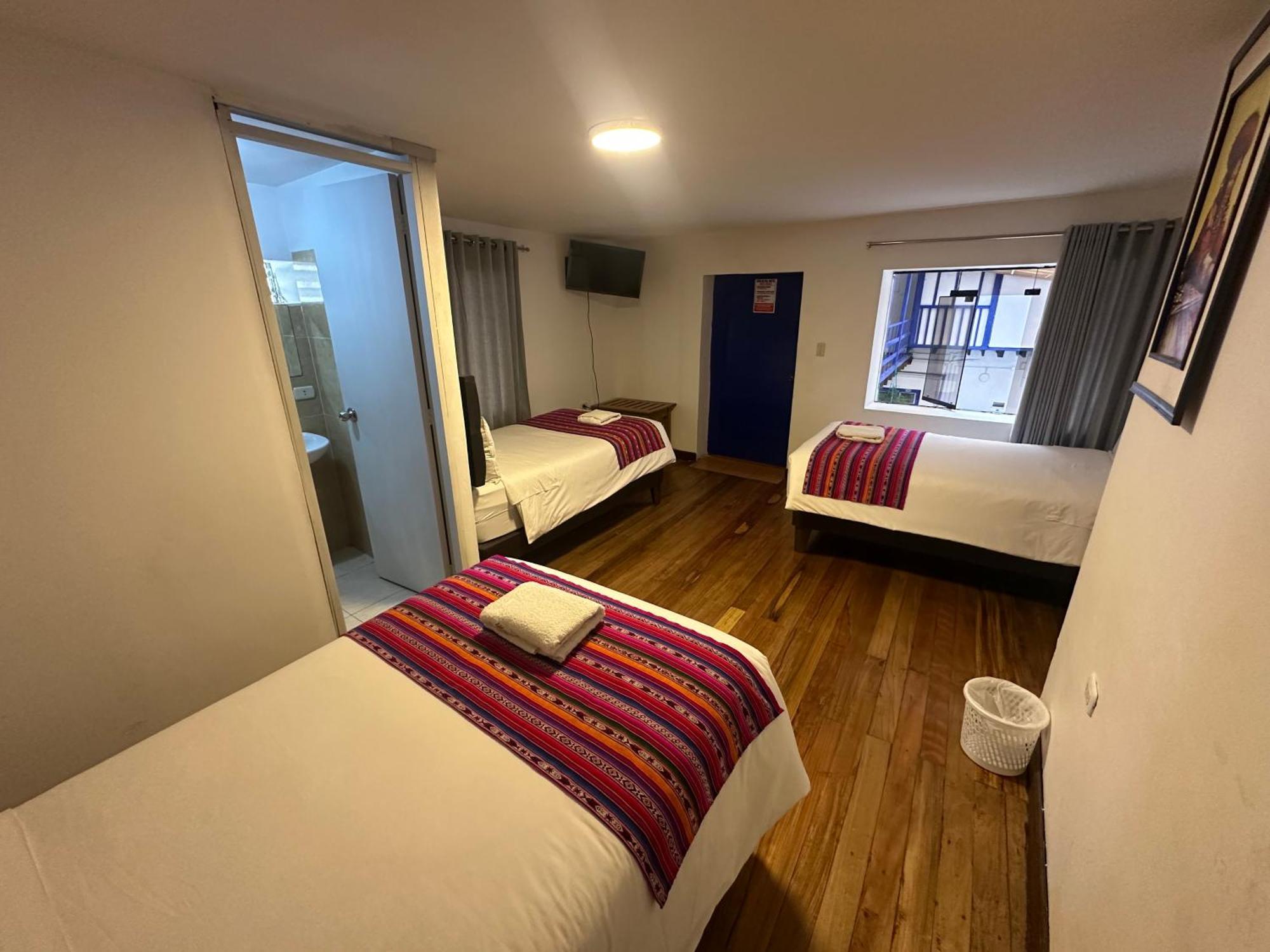 Hostal Huayna House Vitoque Bed and breakfast *